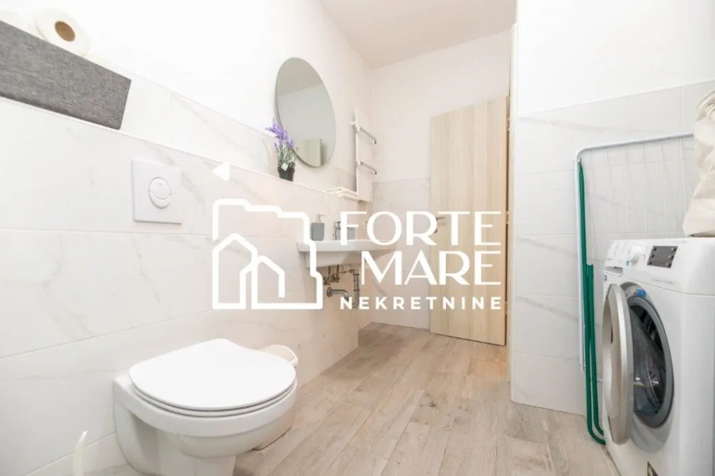 Prodaja, dvosoban stan, 70m², Đenovići, Herceg Novi