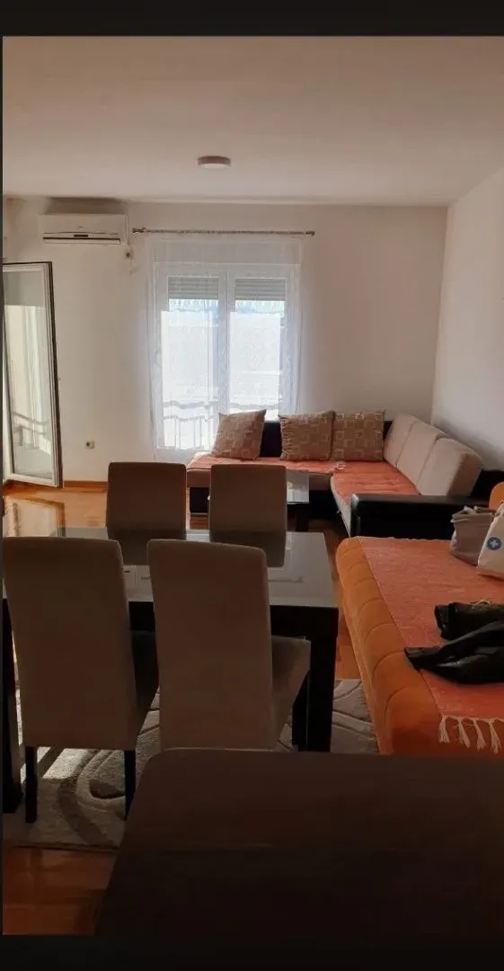 Izdavanje, jednosoban stan, 54m², Zabjelo, Podgorica