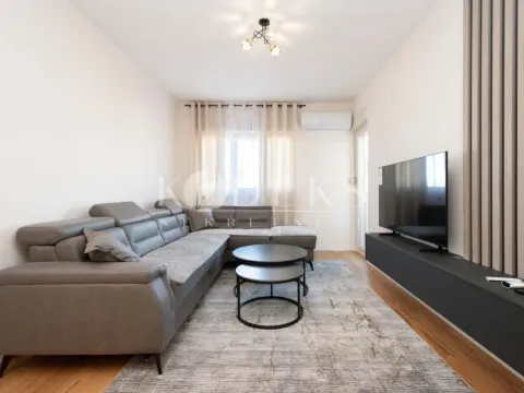 Rent, one bedroom apartment, 47m², Central Point, Podgorica - image 1