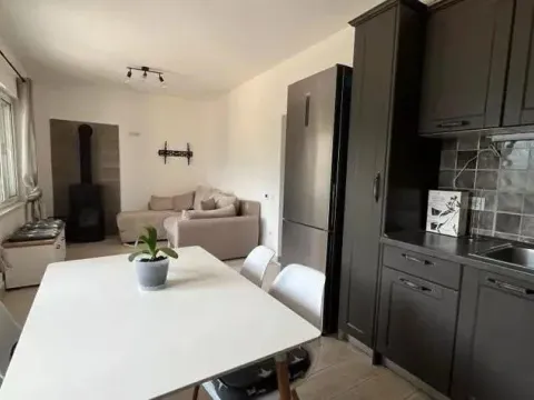 Sale, house, 200m², Prčanj, Kotor - image 3