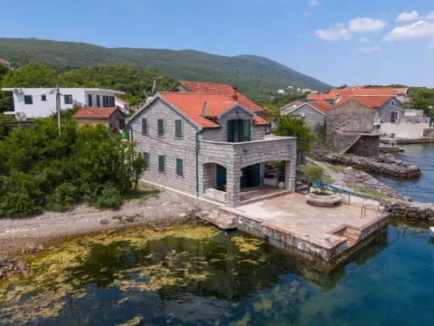Prodaja, kuća, 121m², Tivat, Crna Gora - image 23