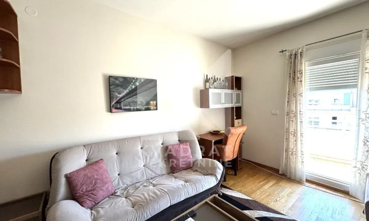 Rent, studio apartment, 30m², City Kvart, Podgorica