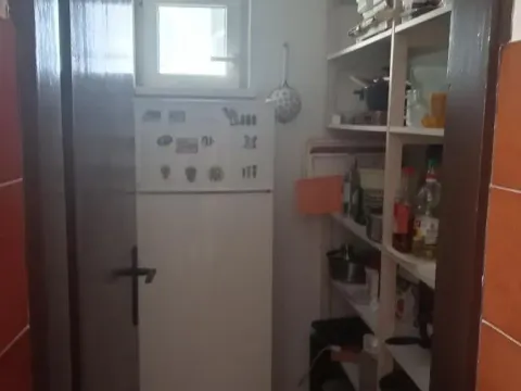 Prodaja, kuća, 101m², Sremska Kamenica, Petrovaradin - image 13