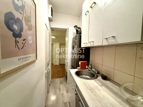 Izdavanje, trosoban stan, 54m², Stari Grad, Beograd - image 5