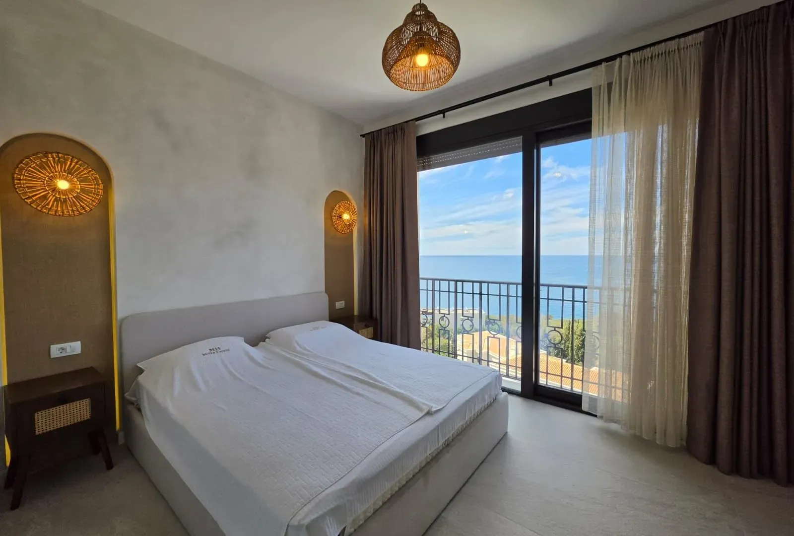 Prodaja, kuća, 280m², Reževići, Budva