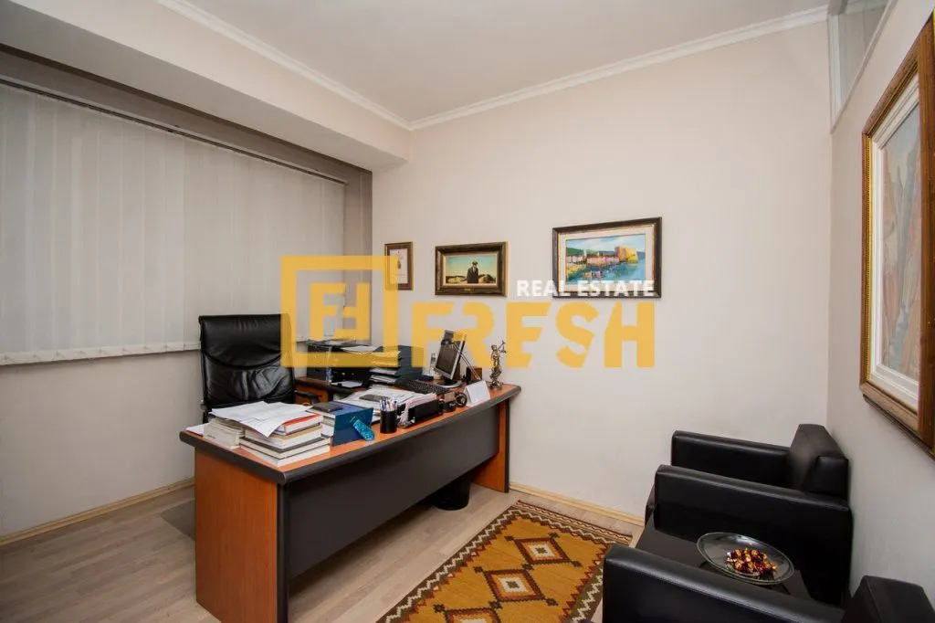 Sale, office space, 42m², Centar, Podgorica