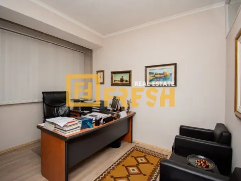 Prodaja, poslovni prostor, 42m², Centar, Podgorica - image 3