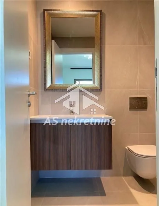 Rent, three bedroom apartment, 75m², Savski Venac, Beograd