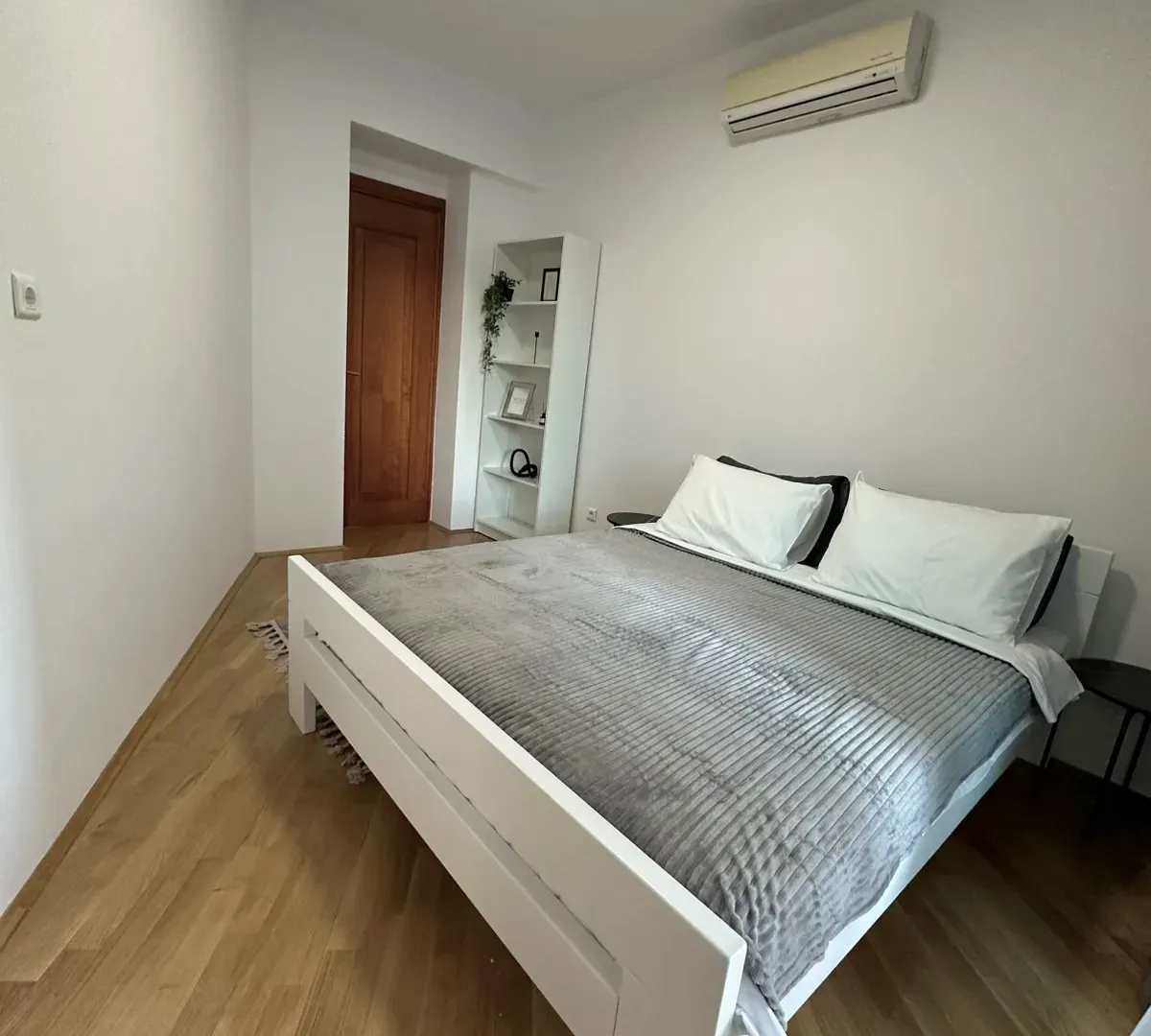 Rent, one bedroom apartment, 53m², Centar, Podgorica