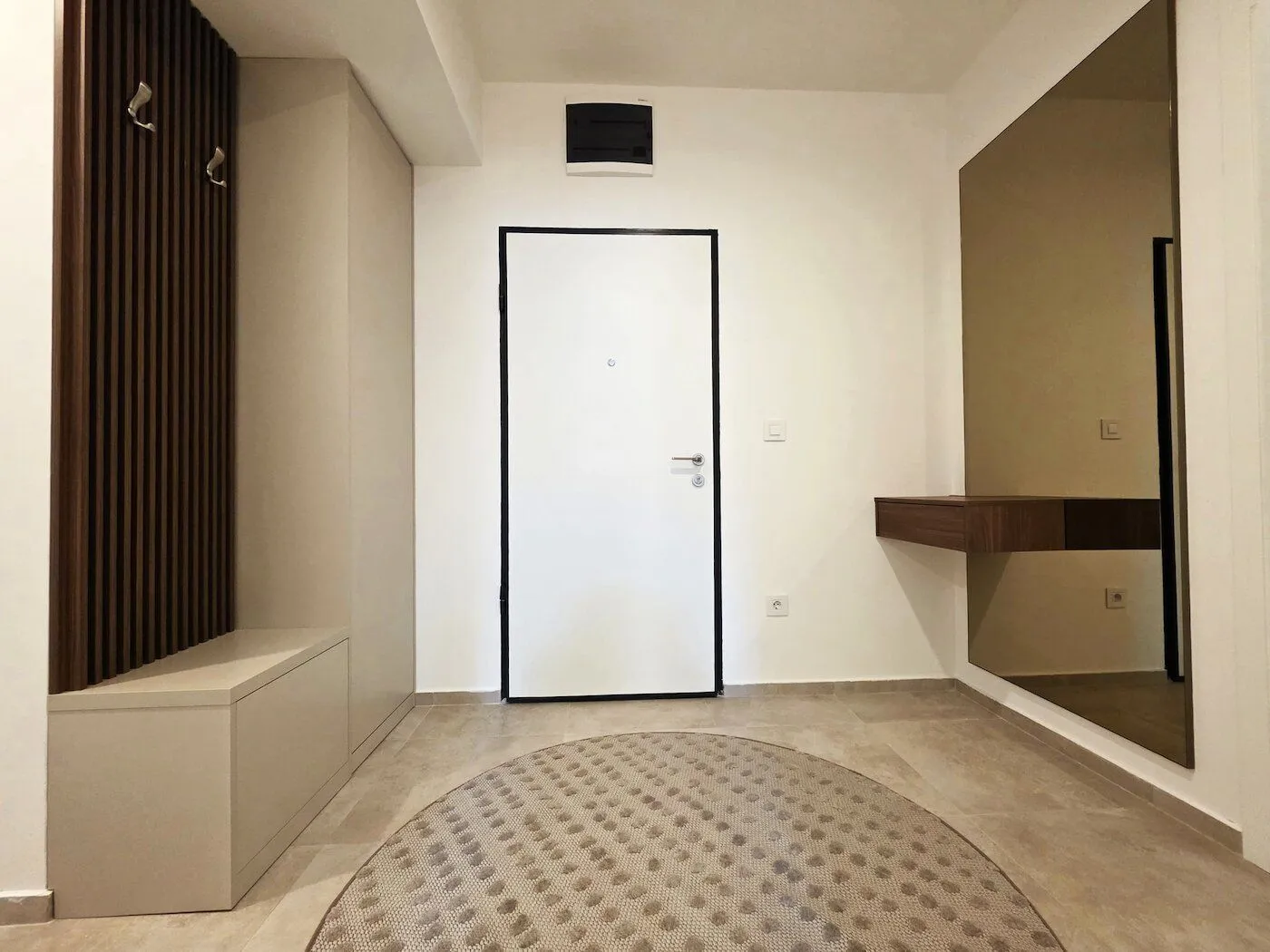 Rent, apartment, 82m², Stari Aerodrom, Podgorica