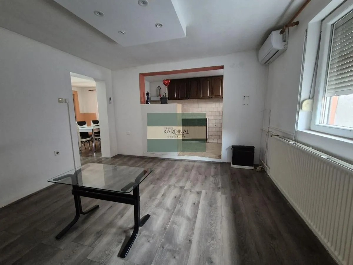 Prodaja, kuća, 317m², Tabane, Jagodina