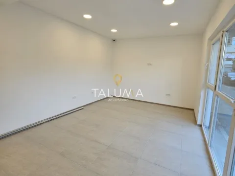 Sale, office space, 47m², Zabjelo, Podgorica - image 2