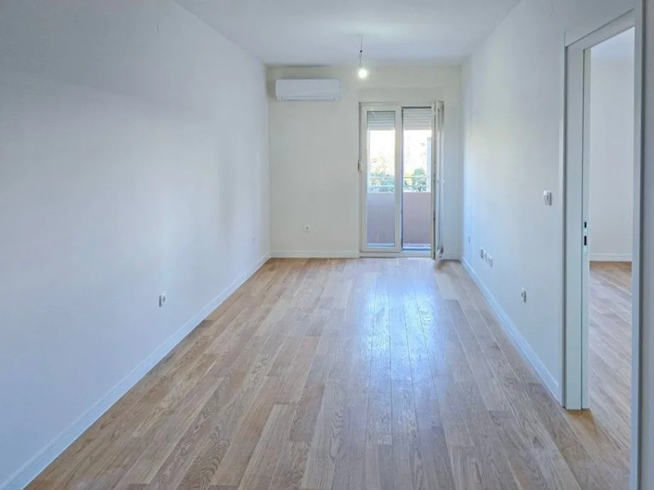 Rent, office space, 40m², Central Point, Podgorica