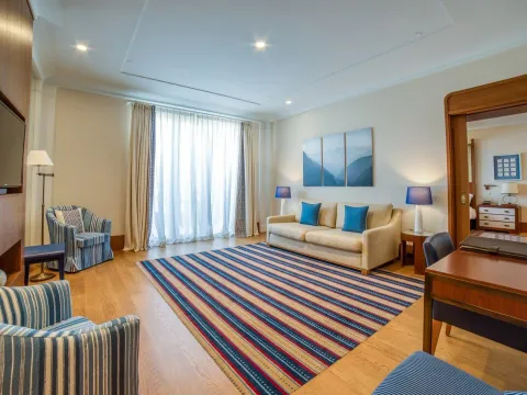 Sale, four bedroom apartment, 595m², Porto Montenegro, Tivat - image 26