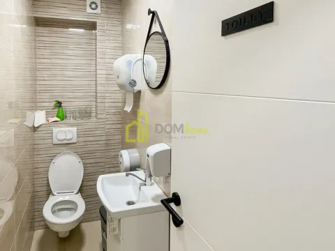 Izdavanje, poslovni prostor, 60m², Centar, Podgorica - image 6