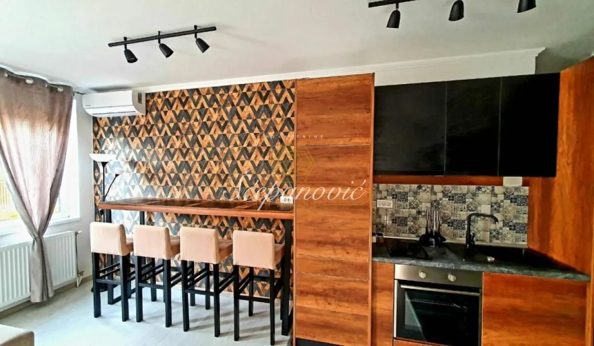 Rent, apartment, 57m², Centar, Novi Sad