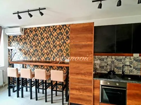 Izdavanje, stan, 57m², Centar, Novi Sad - image 12