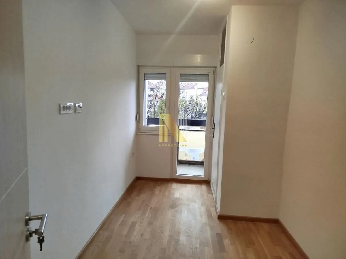Prodaja, dvosoban stan, 59m², Železnička Stanica, Novi Sad Sve Podlokacije
