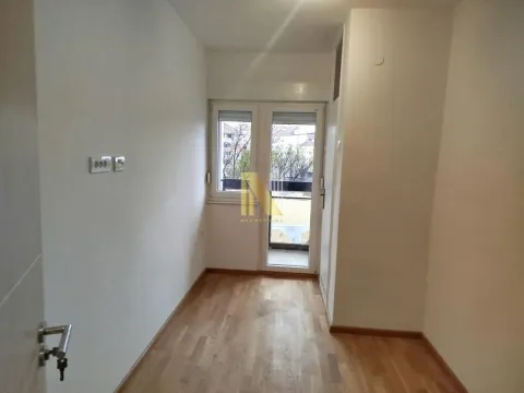 Prodaja, dvosoban stan, 59m², Železnička Stanica, Novi Sad Sve Podlokacije - image 16