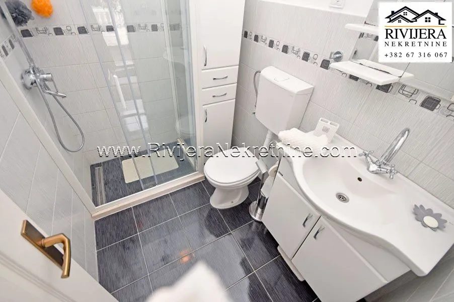 Prodaja, jednosoban stan, 60m², Centar, Herceg Novi