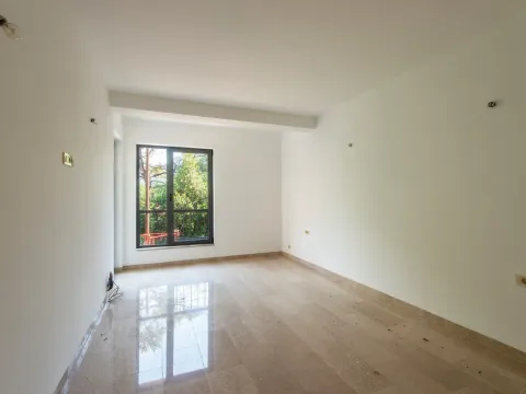 Prodaja, stan, 510m², Muo, Kotor - image 19