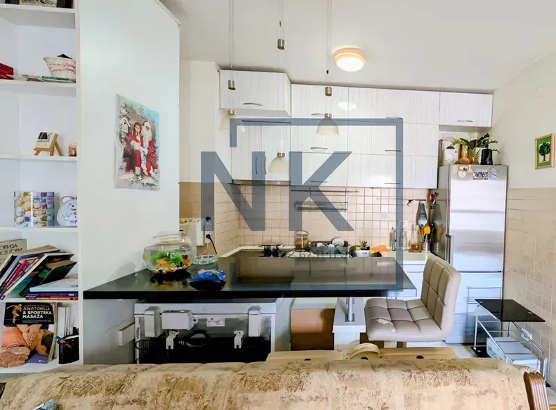 Prodaja, jednosoban stan, 49m², Stari Aerodrom, Podgorica