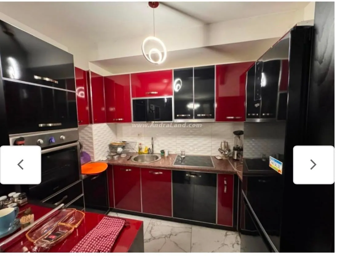 Prodaja, dvosoban stan, 79m², Makedonsko naselje, Bar