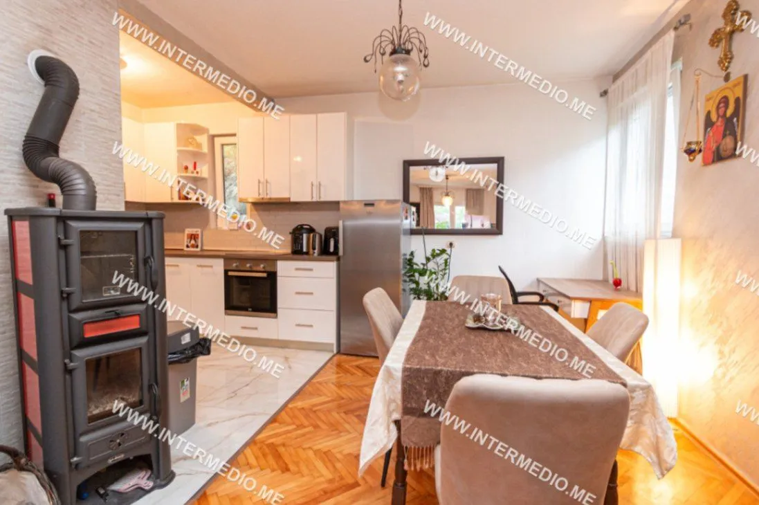 Prodaja, jednosoban stan, 61m², Topla, Herceg Novi