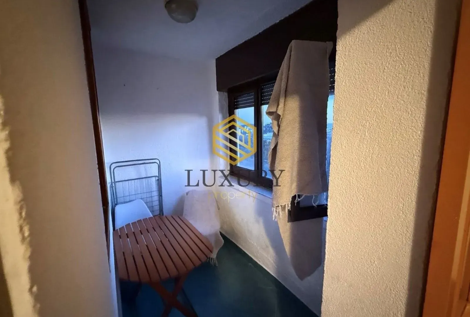Rent, one bedroom apartment, 40m², Blok 5, Podgorica