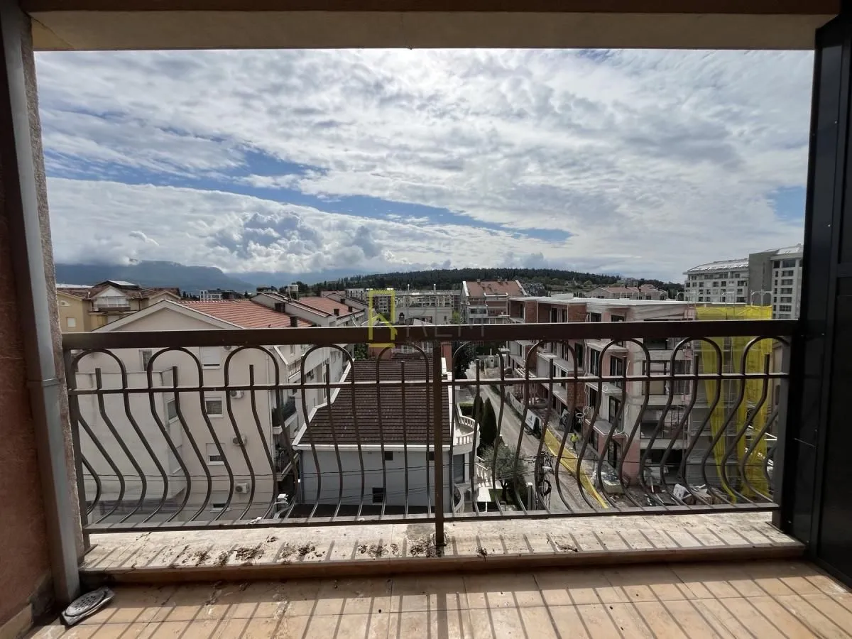 Prodaja, garsonjera, 36m², Momišići, Podgorica
