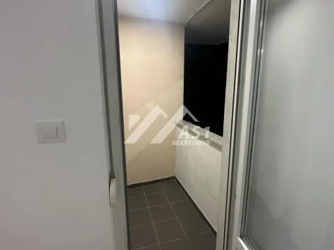 Izdavanje, trosoban stan, 58m², Sajam, Novi Sad Sve Podlokacije - image 10