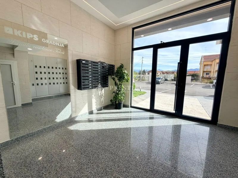 Prodaja, jednosoban stan, 39m², Tološi, Podgorica