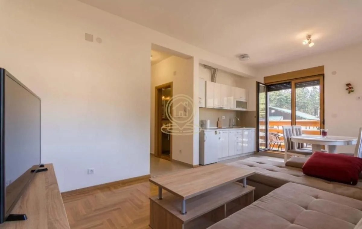 Prodaja, jednosoban stan, 40m², Centar, Zlatibor