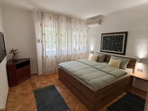 Rent, three bedroom apartment, 96m², Tuški Put, Podgorica - image 4