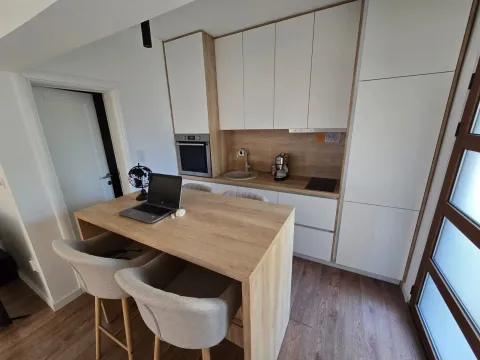 Prodaja, jednosoban stan, 50m², Kalimanj, Tivat - image 10