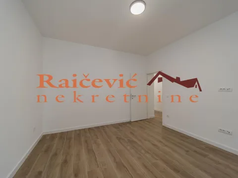 Sale, one bedroom apartment, 32m², Stari Grad, Beograd - image 3