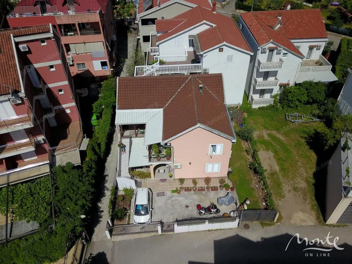 Sale, house, 220m², Budva, Crna Gora