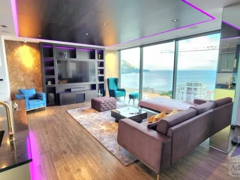 Sale, three bedroom apartment, 285m², Bečići, Budva - image 11