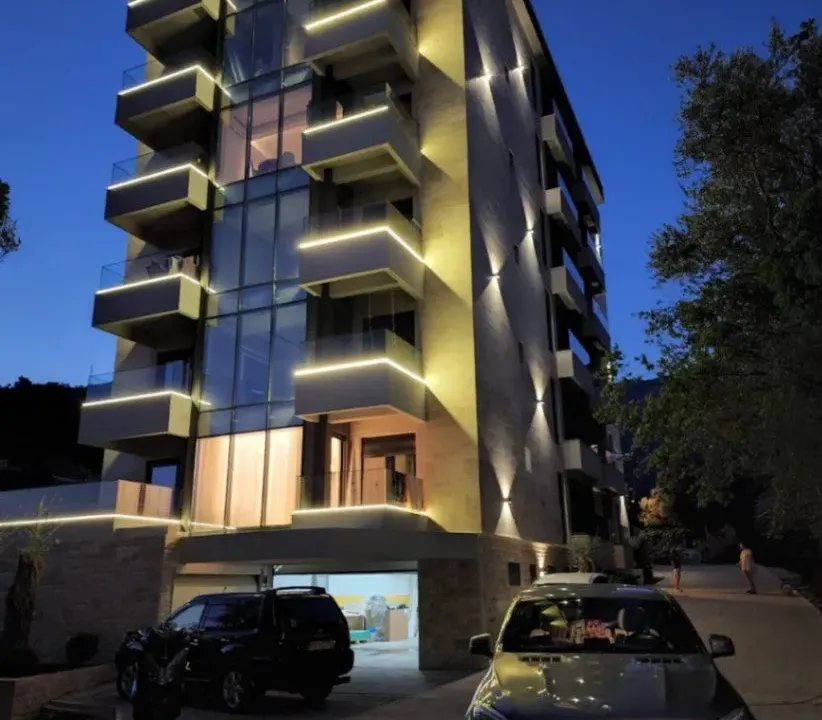 Prodaja, jednosoban stan, 40m², Bečići, Budva