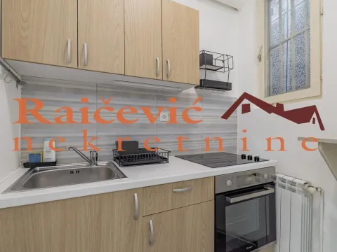 Izdavanje, jednosoban stan, 55m², Centar, Stara Pazova - image 7