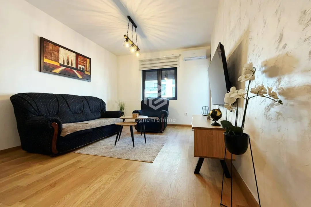 Izdavanje, jednosoban stan, 47m², City Kvart, Podgorica