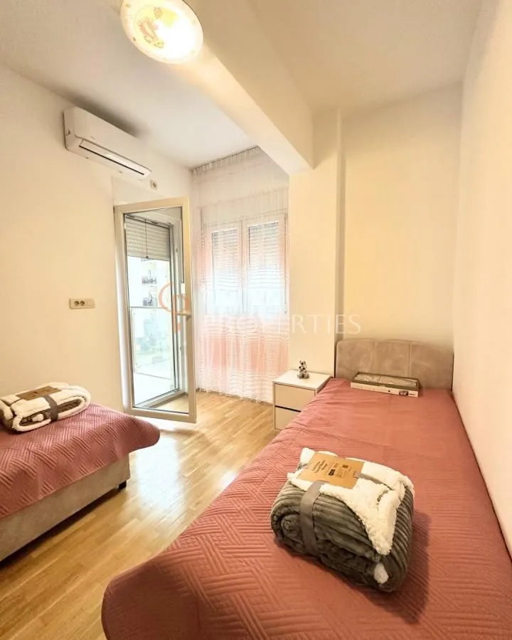 Rent, apartment, 72m², Blok 9, Podgorica