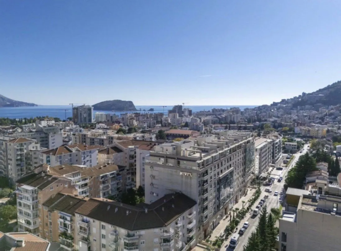 Prodaja, dvosoban stan, 90m², Rozino, Budva