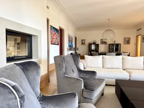 Izdavanje, trosoban stan, 223m², Porto Montenegro, Tivat - image 3