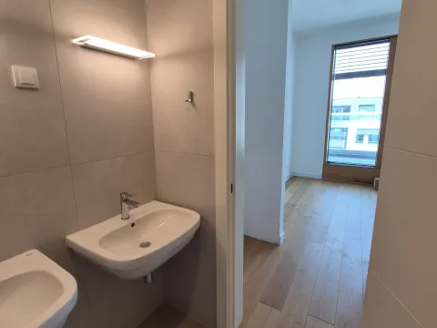 Sale, three bedroom apartment, 107m², Novi Beograd Blok 65, Novi Beograd Sve Podlokacije - image 16