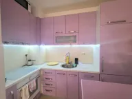 Izdavanje, jednosoban stan, 50m², City Kvart, Podgorica - image 4