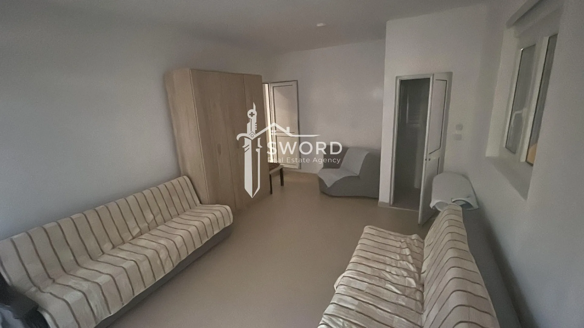Sale, house, 360m², Šušanj, Bar
