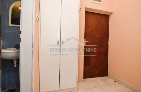 Rent, two bedroom apartment, 41m², Stari Aerodrom, Podgorica - image 8