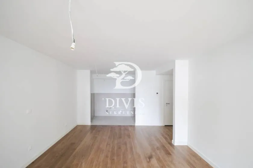 Prodaja, trosoban stan, 83m², Cerak Vinogradi, Beograd