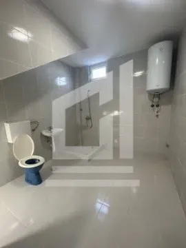Izdavanje, poslovni prostor, 144m², Tološi, Podgorica - image 7